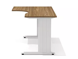 Стол эргономичный, на металлокаркасе