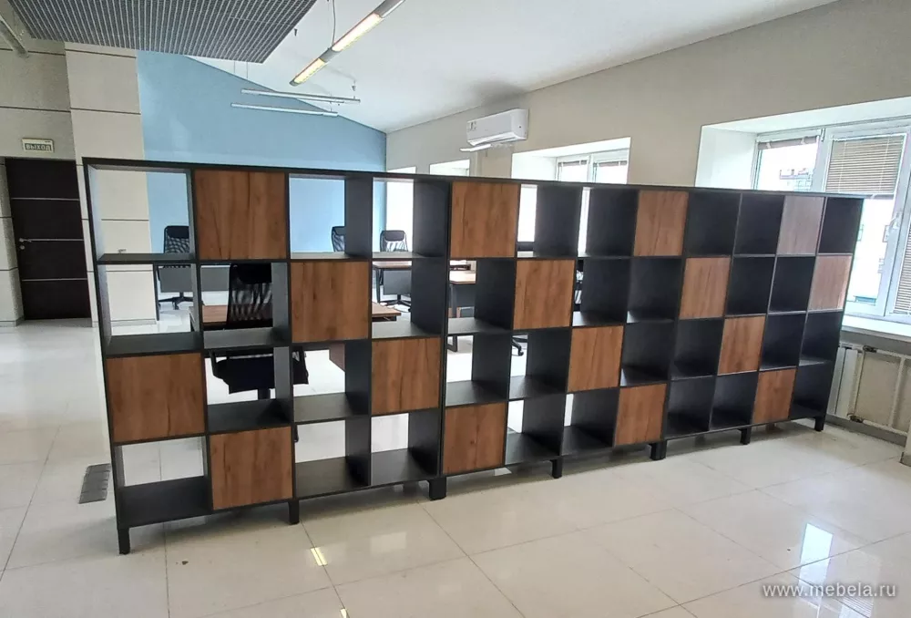 Дар Мебель | офисная мебель для персонала Дрим Дуб T1 и офисное кресло KB-8, офисный интерьер, живое фото