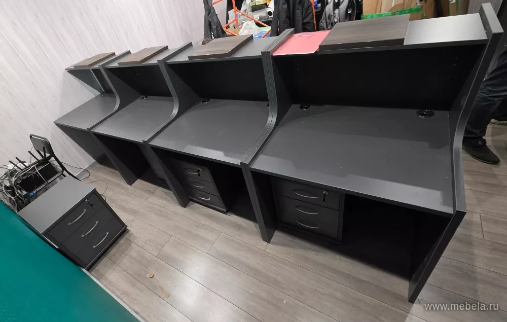 Дар Мебель |  стойка ресепшн Onix и мебель для персонала Riva, офисный интерьер, живое фото