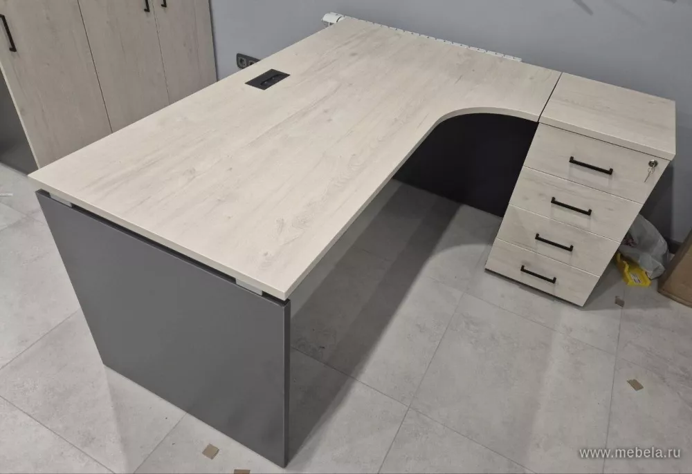 Дар Мебель | мебель для персонала Style Project Dub Navarre, офисный интерьер, живое фото