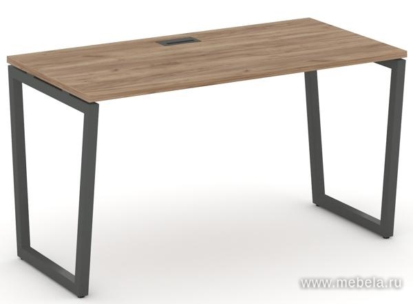 Стол письменный на T2-образных опорах 40х40