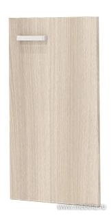 Дверь глухая, низкая