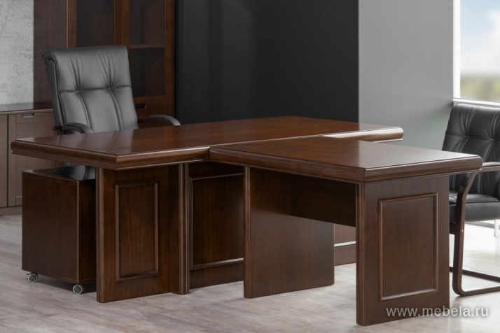 Столешница для стола переговоров