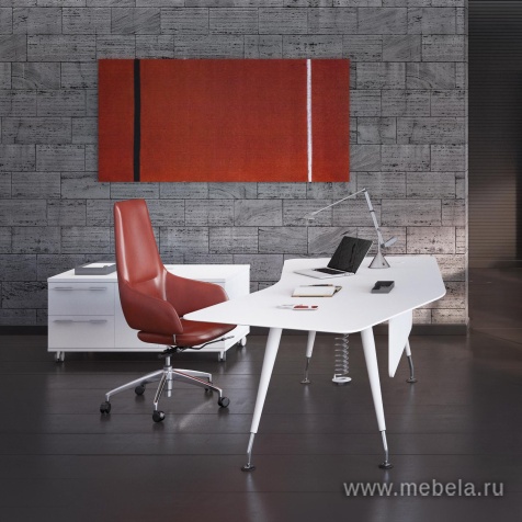 Передняя панель стола