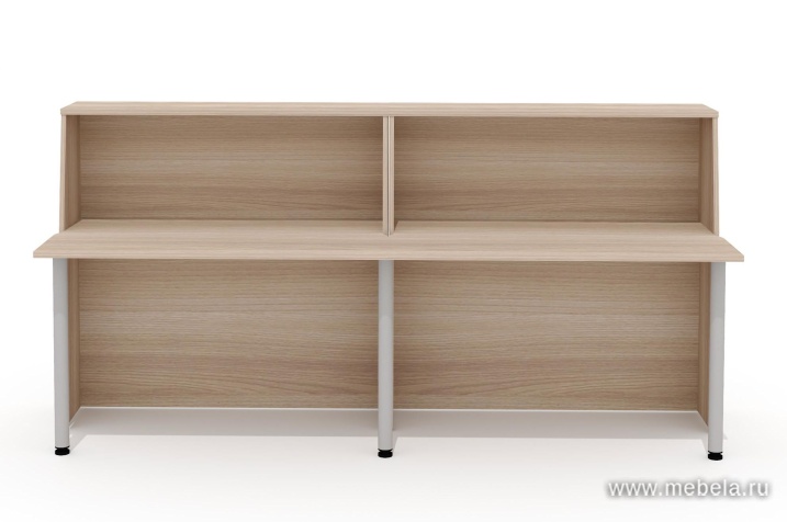 Стойка ресепшн, угловая с опорами