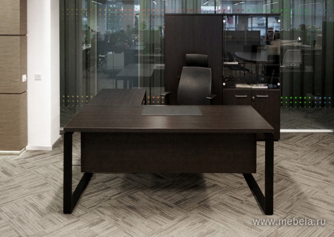 Стол для переговоров