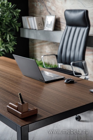 Офисный шкаф низкий (хром)