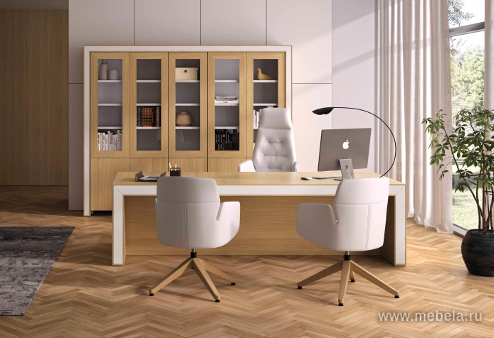 Офисный шкаф средний узкий