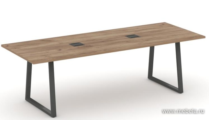 Стол переговорный на металлокаркасе