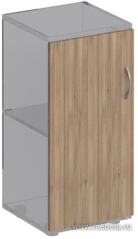 Дверь деревянная низкая