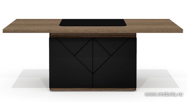 Стол руководителя с декор. траверсом