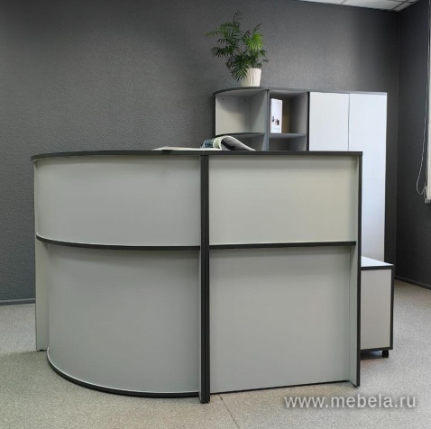 Гардероб с выдвижной штангой