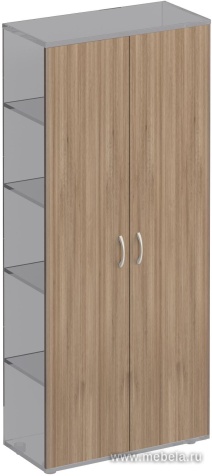 Двери деревянные высокие (2шт)