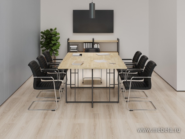 Стол для переговоров на металлических опорах