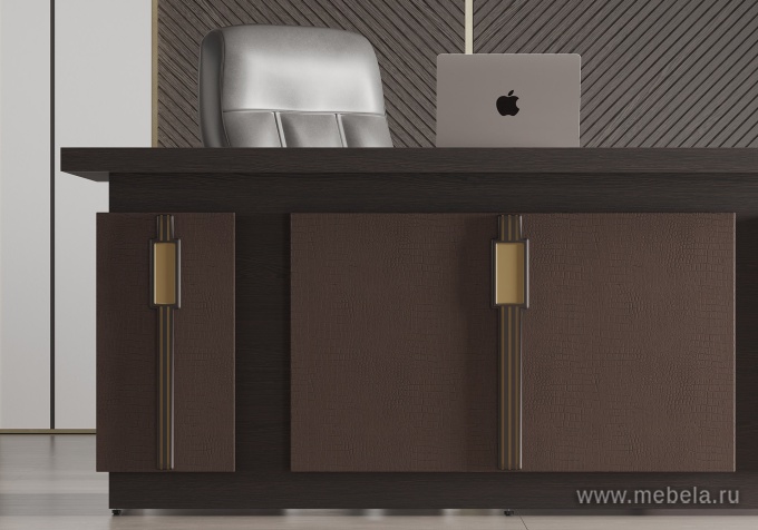 Офисный письменный стол для руководителя