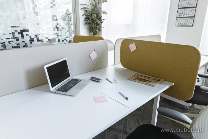 Стол для переговоров