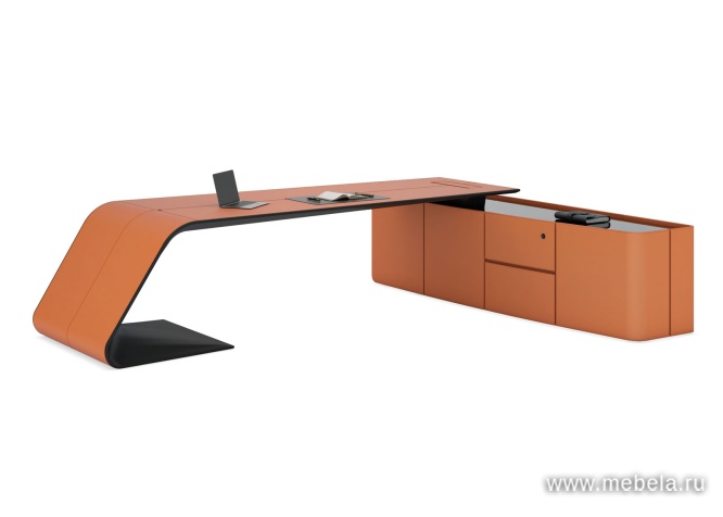 Стол письменный