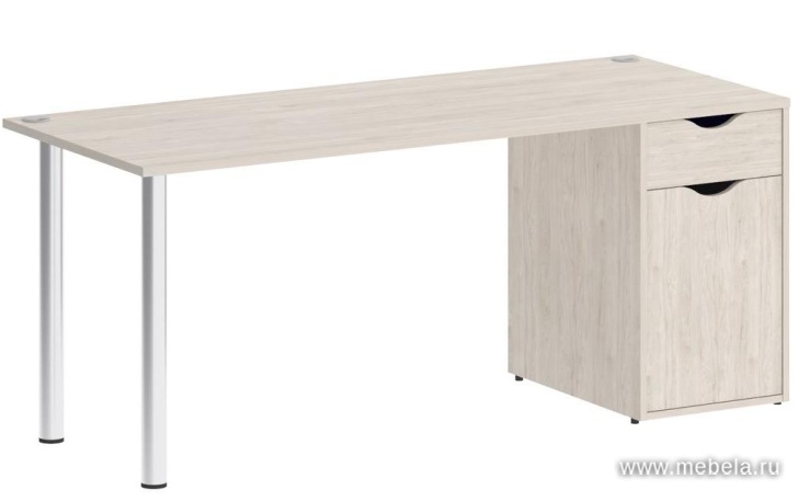 Стол компьютерный на металлокаркасе с тумбой