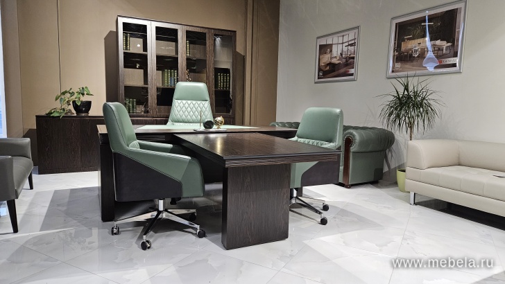 Стол руководителя