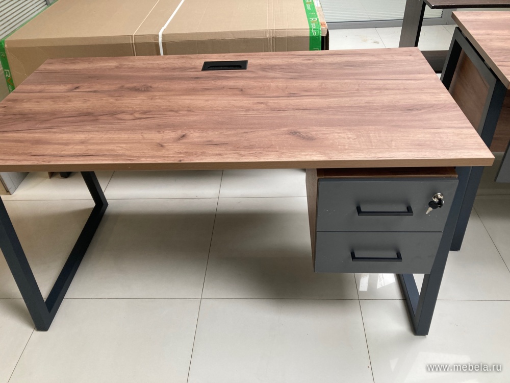 Дар Мебель | офисная мебель для персонала Дрим Дуб T1 и офисное кресло KB-8, офисный интерьер, живое фото