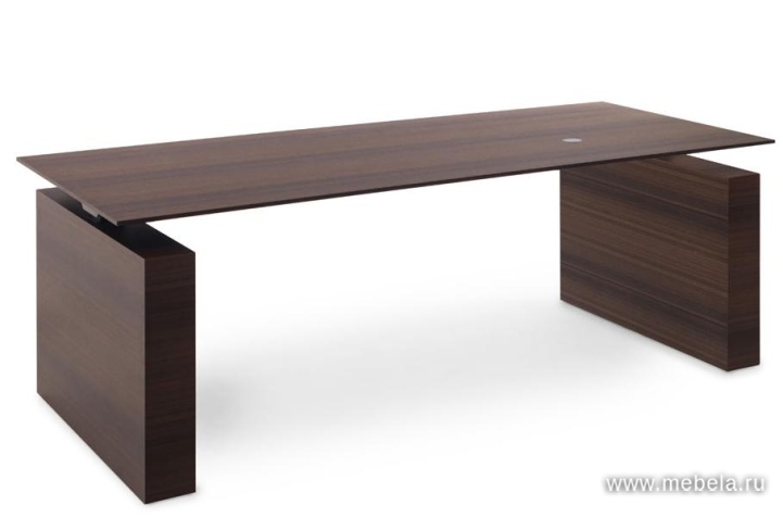 Стол руководителя