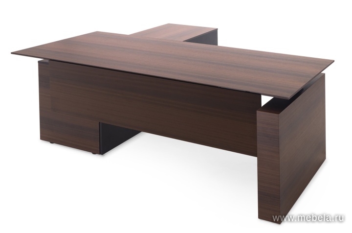 Офисный шкаф низкий