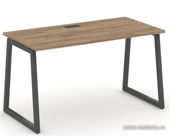 Стол письменный на T1-образных опорах 40х40