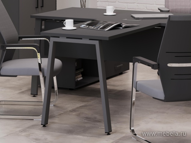 Стол руководителя с греденцией (Лев / Прав)