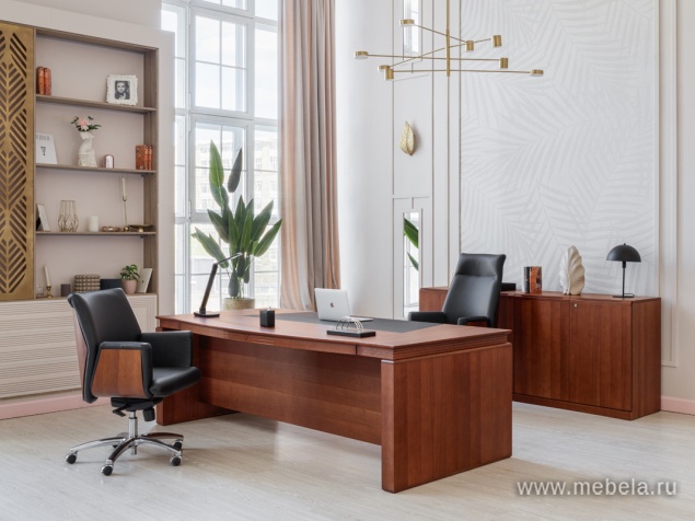 Стол руководителя