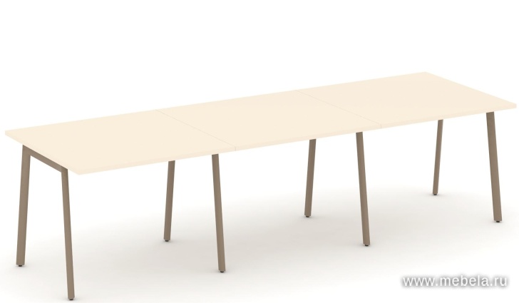 Стол переговорный на металлокаркасе