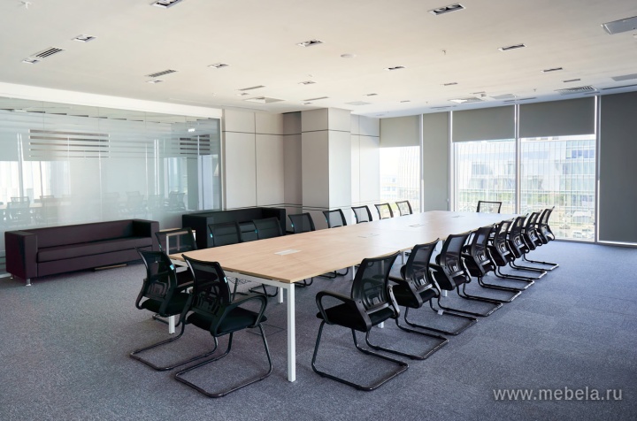 Стол для переговоров