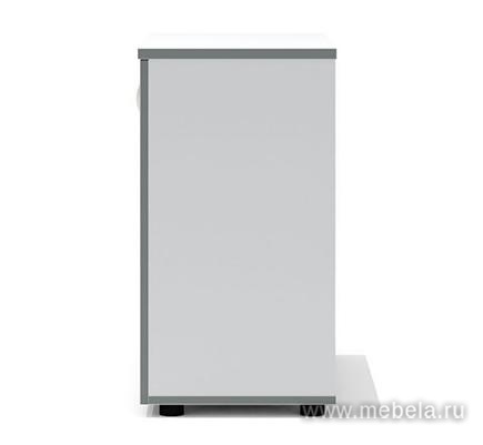 Офисный шкаф закрытый, низкий