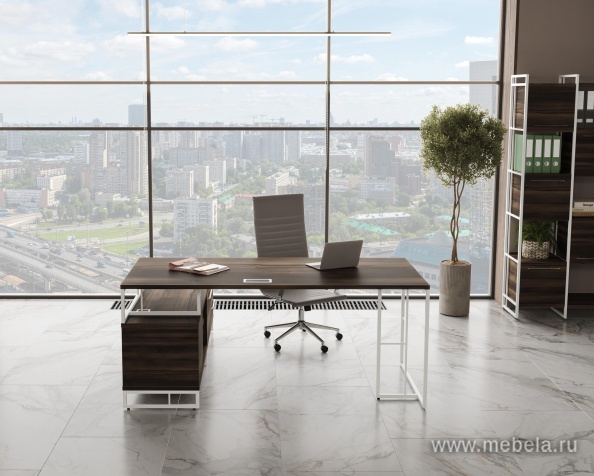 Стол руководителя на металлокаркасе