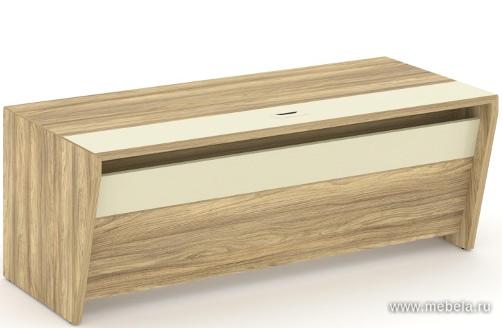 Стол руководителя прямой, без тумбы