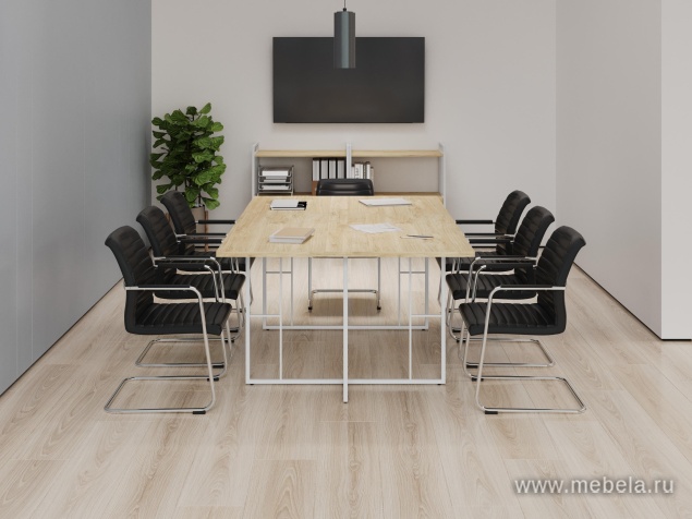 Стол для переговоров на металлических опорах